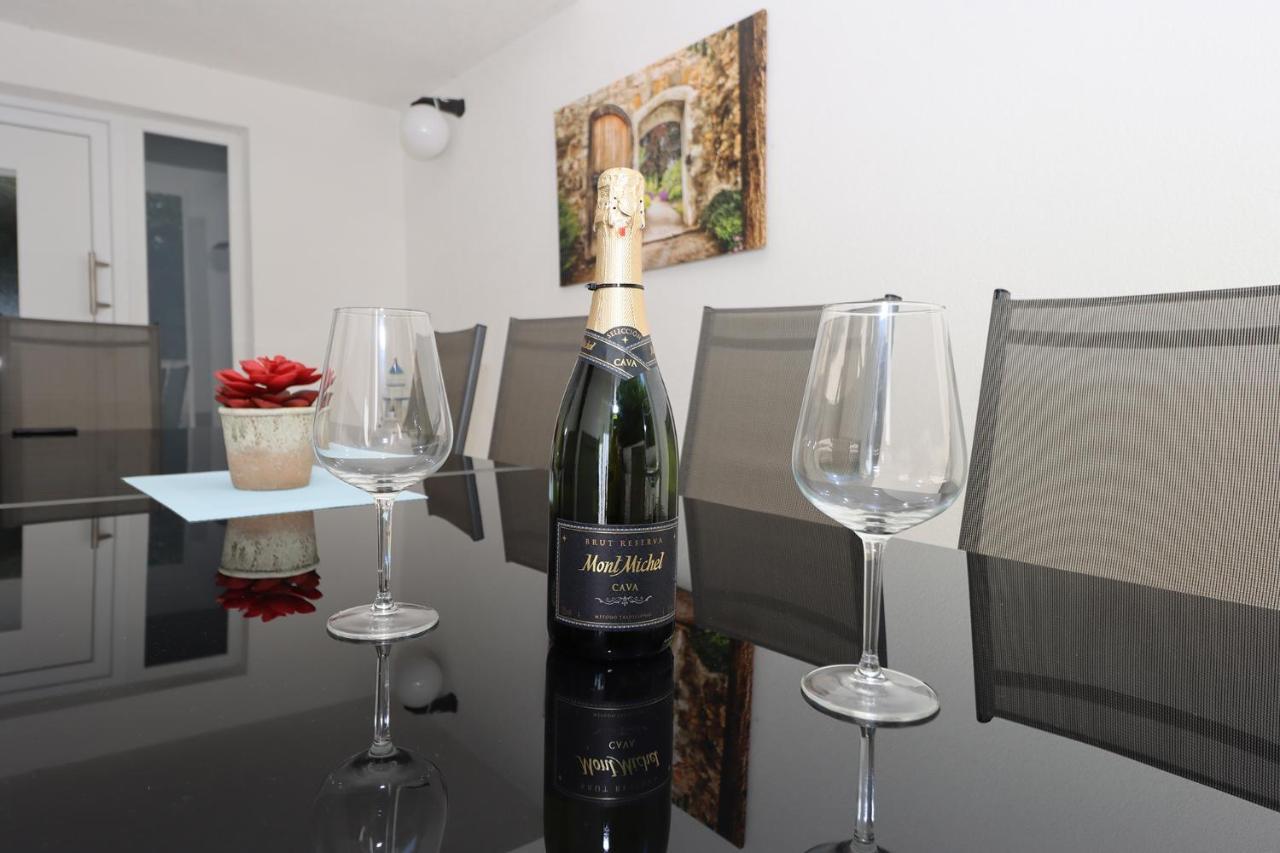 Emmi Apartments Marusici  Ngoại thất bức ảnh